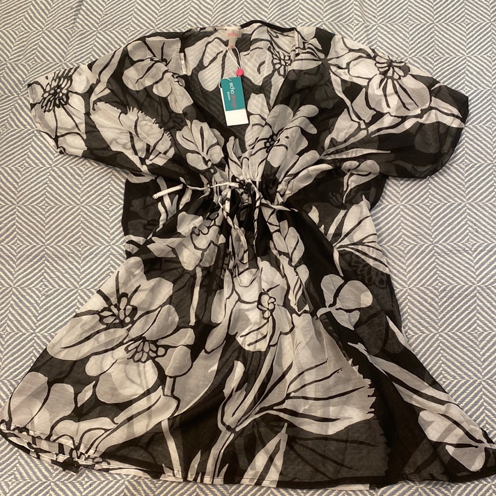 NWT ECHO Paradise Found Hawaiian Flower Butterfly Cover-Up